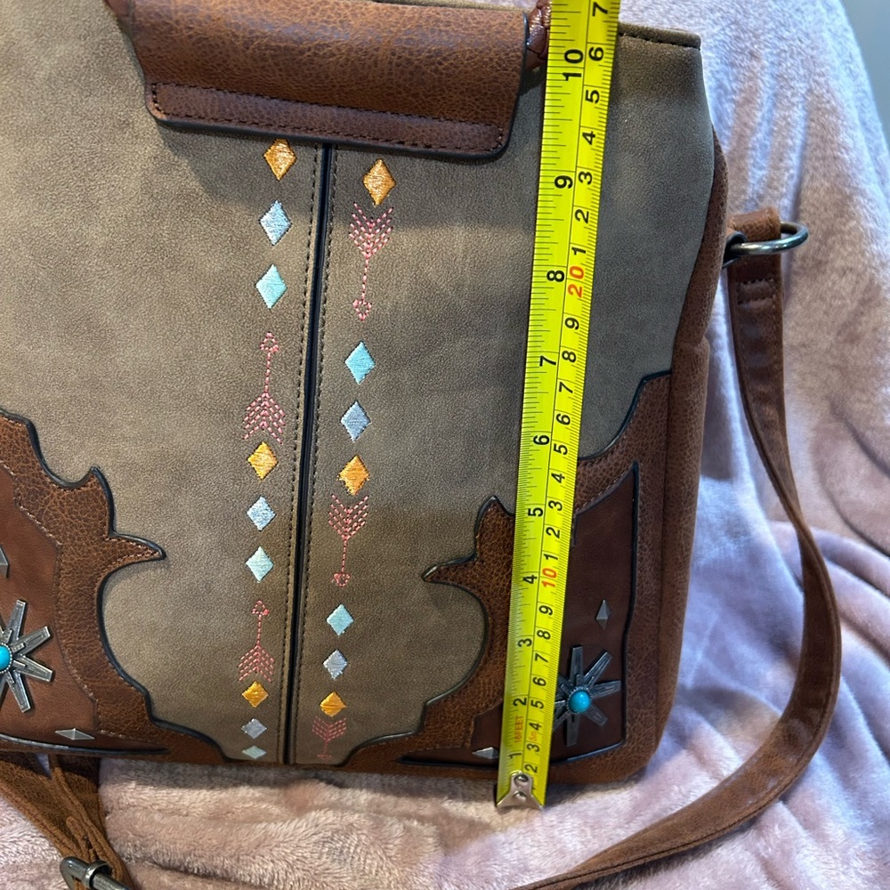 Catchfly Purse - Picture 3 of 10